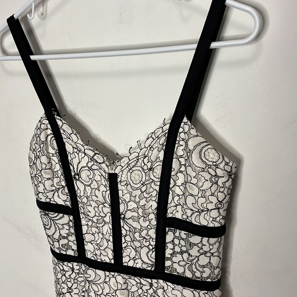 Express black and white lace cocktail dress - Picture 3 of 16